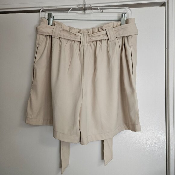Max Studio Elastic Waist Tie-Front Shorts - Size L - Picture 4 of 7